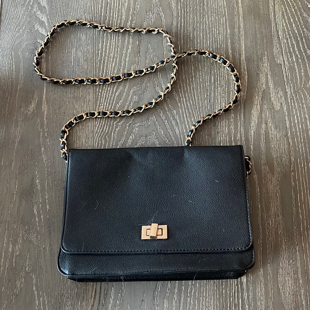Forever 21 Black Shoulder Bag